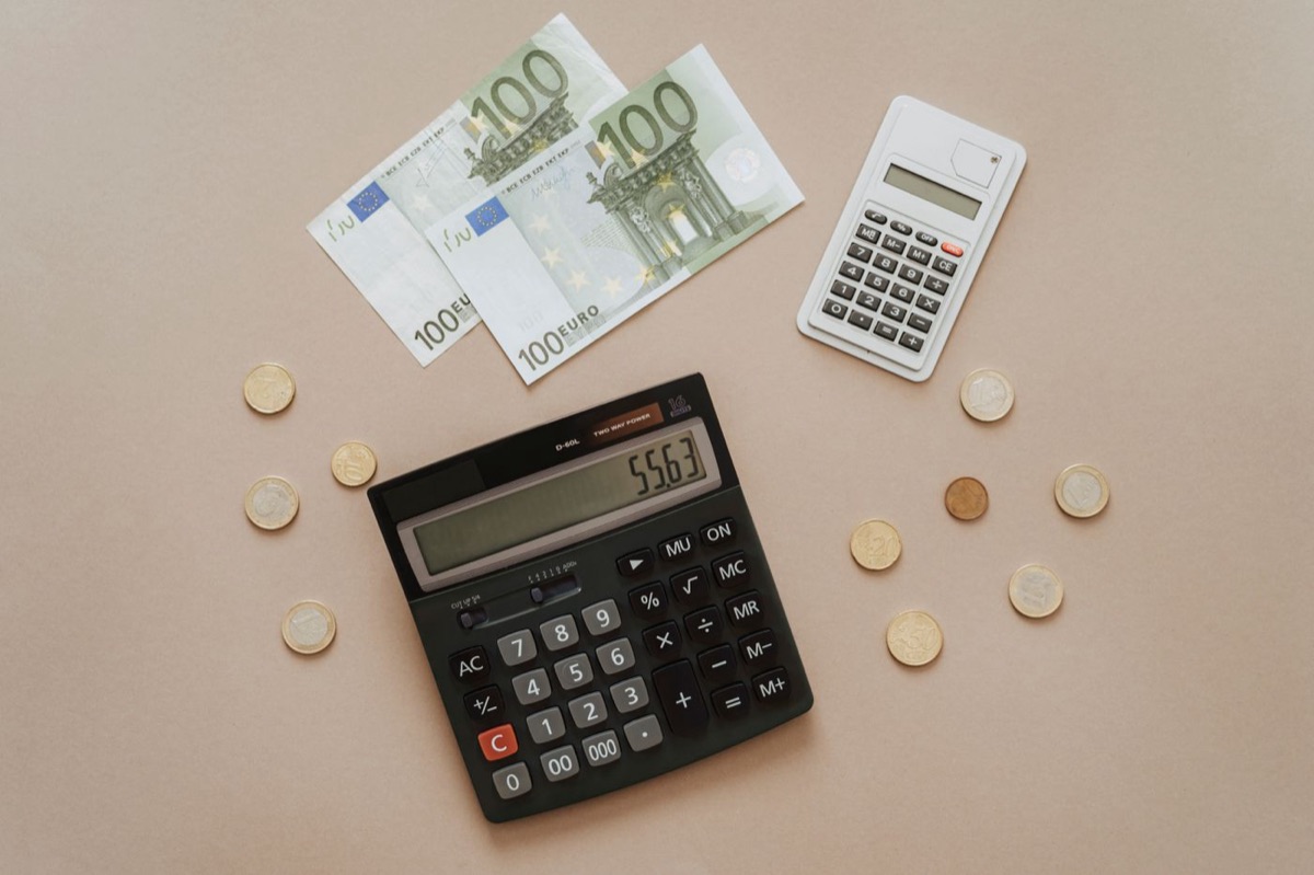 Calculadoras y monedas de euro